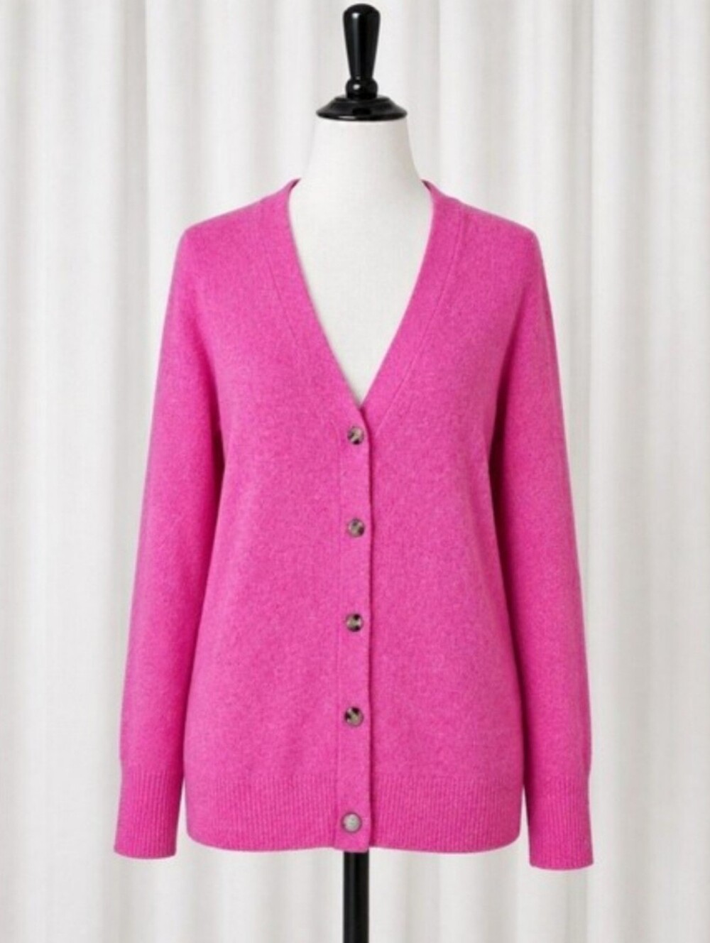 C by Bloomingdale's 2-Ply Cashmere Cherry Pink V-Neck Button Cardigan Sweater